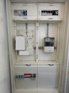Zählerschrank nach Einbau einer Solaranlage in Köln