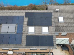 Solaranlage Modulfeld Südseite (frontal)